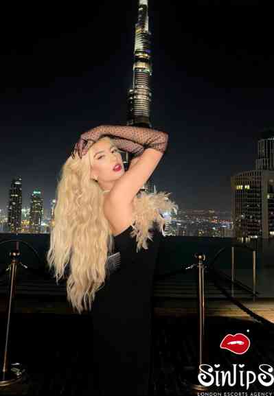 20 year old Escort in London Experience Unparalleled Luxury and Sensuality with SinLips 