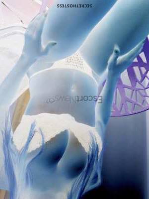 Emma 20Yrs Old Escort 160CM Tall Copenhagen Image - 2