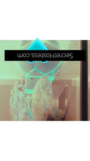 19 year old Australian Escort in Dulwich Hill Sydney 19 Year Old Aussie/Italian Babe Candy Star - Your Naughty 