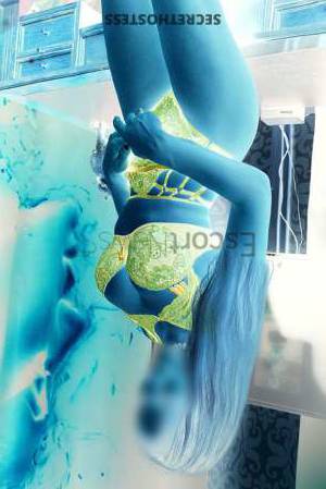 23 year old European Escort in Moscow Introducing Bella The Sensual European Escort - Golden Locks