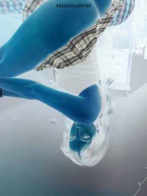 24 year old Escort in Vienna Vienna Escort Kristina, 24 Years Old, Brunette, B Cup, 