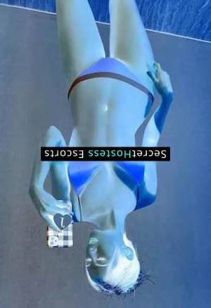 21 year old Japanese Escort in Istanbul XIMARI Hot Japanese Escort with C Cup and 21 Years Old - 