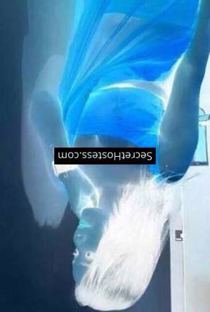 27 year old Indian Escort in Hyderabad Experience Pure Pleasure Kajal Mehta, the Indian escort of 