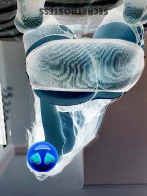 28 year old Dominican Escort in Inland Empire CA Unleash Your Wildest Desires with me, Melisa! Experienced 