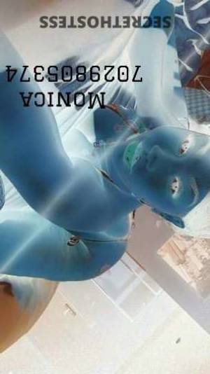 27 year old Escort in San Diego CA Attention, Handsome! I'm Monica, Your Tasty Treat with 