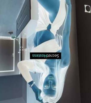 24 year old European Escort in Dubai Allow me to Introduce Rebecca, a Captivating 24 Year Old 