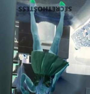 26 year old Escort in Alexandra Mackay New Ladyboy Crossdresser in Town – 25, 184cm, 8-Inch Cock