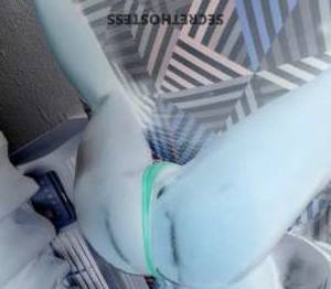 22 year old Escort in Orlando FL quiver