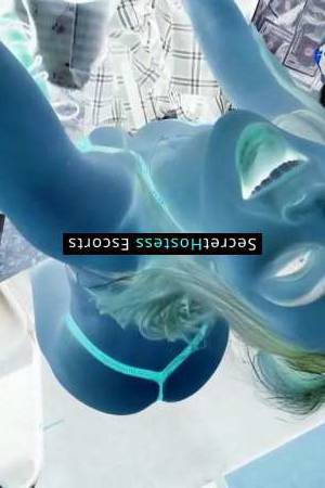 24 year old Escort in Madison WI Unforgettable Pleasure Creamy Wet Pussy and Juicy Action 