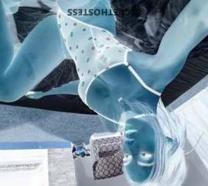 25 year old Escort in Orange County CA Petite Sweet with a fiery touch, teases and pleases all 