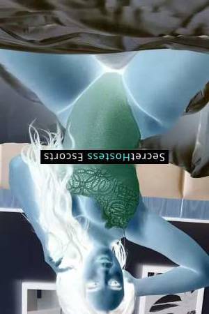 28 year old Dominican Escort in Mississauga Sweet Young Hottie Visiting Toronto