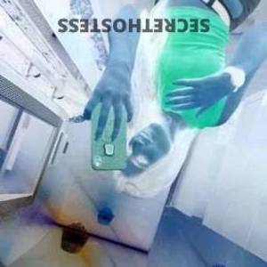 22 year old Escort in Cairns Hi there! I'm Nat, a 22-year-old escort newly arrived 