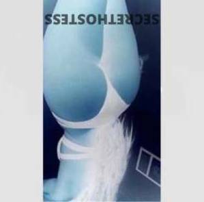 22 year old Malaysian Escort in Binduli Kalgoorlie Gorgeous Doubles Thai & Malaysia English speakers 