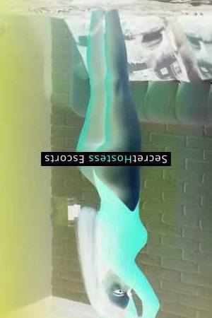 23 year old Escort in London Alexandra - A Sexy and Beautiful 23 Year Old Escort in 