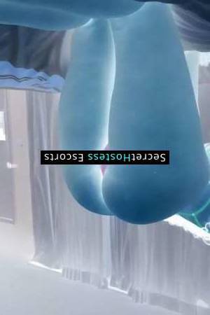 23 year old Hispanic Escort in Tucson AZ Unforgettable Delight Camila, Your Elite Companion