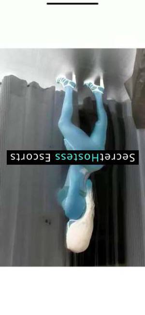 28 year old Slavic Escort in Fuengirola Bubbly Escort for Fun and Excitement