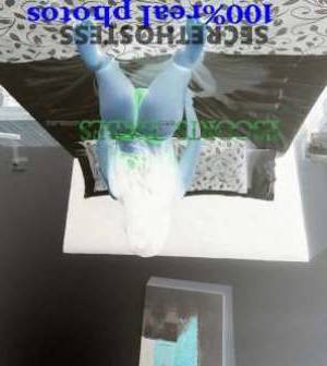Barbie 21Yrs Old Escort Size 6 148CM Tall Gold Coast Image - 3