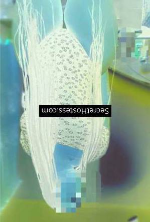 28 year old Ebony Escort in Munich Sensual Ebony Escort Deira Unforgettable Pleasure and 