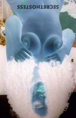 28 year old Latino Escort in Miami FL Fattima Sultry and Sexy Latina Escort for Wild Nights and 