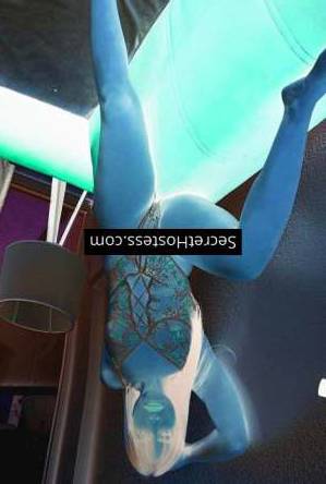 21 year old Latin Escort in Pristina Lily 21Yrs Old Latin Escort Black Hair Green Eyes B Cup 50KG