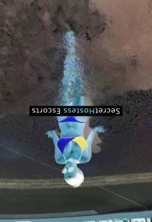 29 year old Escort in Vienna Discover Linda, a 29-Year-Old Flirt Ready to Entertain You 