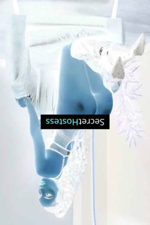 26 year old Latino Escort in Dubai Naomi Your Unforgettable Fantasy Girlfriend