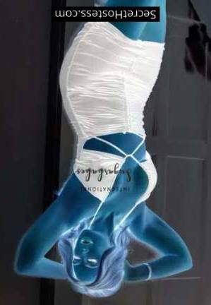 36 year old English Escort in London Karlie Simon Elite International Escort
