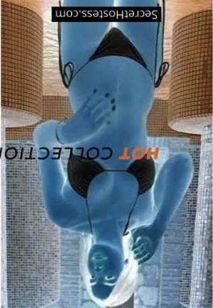 24 year old Colombian Escort in London Natural Hotties Escort Agency