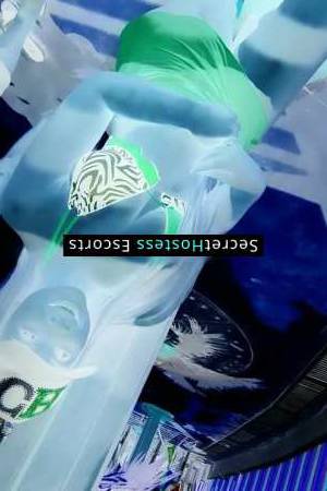 27 year old Austrian Escort in Dubai Ultimate Relaxation With Silvia in the UAE