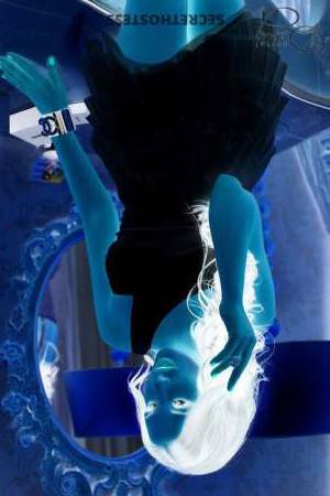 24 year old Escort in Dubai Discover Uxia A Captivating Companion for Serene Relaxation