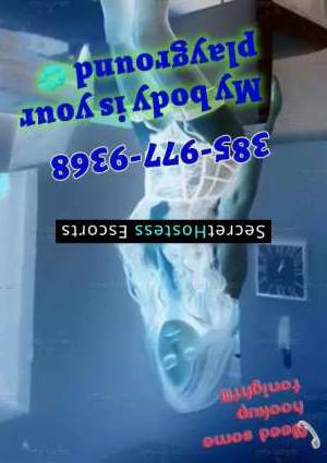 23 year old Asian Escort in Cincinnati OH Three's the charm