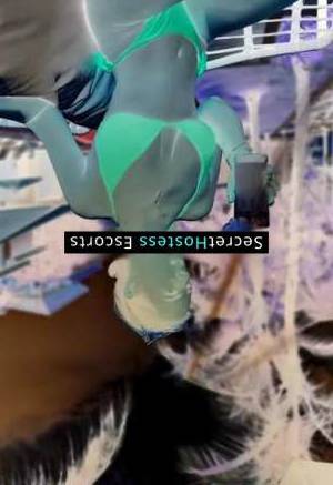 21 year old Russian Escort in Limassol Russian Escort in London with Voluptuous Curves and a 