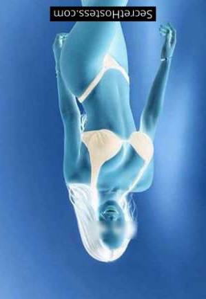 24 year old Italian Escort in London Claudia - Blue Velvet