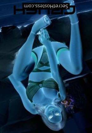 25 year old Escort in London Naughty Kitty - Crush Escorts