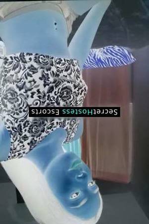 23 year old Cuban Escort in Miami FL New Cuban Beauty Laura Unforgettabel Moments