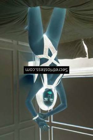25 year old Asian Escort in Juffair High-Class Asian Escort Linda Sexual Fantasies Await You