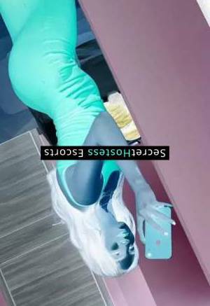 19 year old Colombian Escort in Durres Seeking Heavenly Pleasure Exquisite Companion for Delightful
