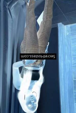 Petite, Independent 26 year old Escort in Lagos