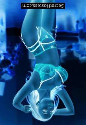 23 year old Escort in London Vivian Elite Escort