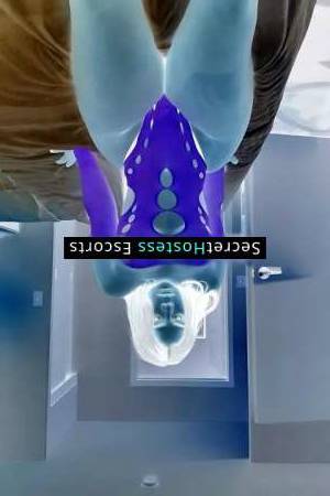 génesis 23Yrs Old Escort Chicago IL Image - 3