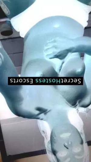 28 year old Escort in Indianapolis IN _Vikkybaby Your Dream Girl with Unforgettable Beauty and 