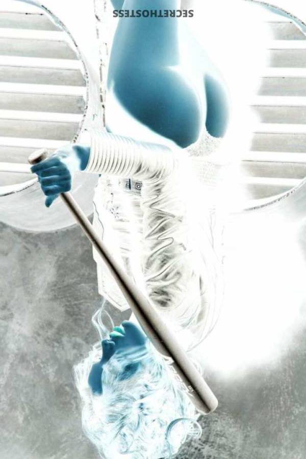 23Yrs Old Escort Size 8 Dubai Image - 1