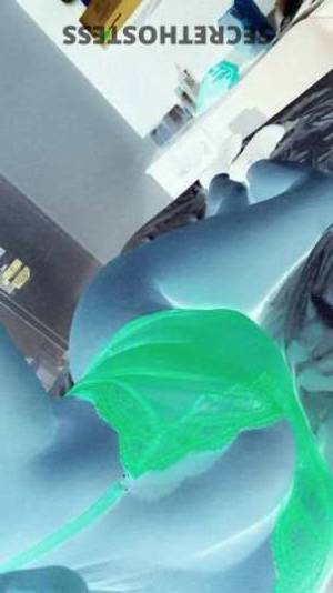 19 year old Escort in Everett WA Experience Sensual Pleasure with a Voluptuous Brunette in 