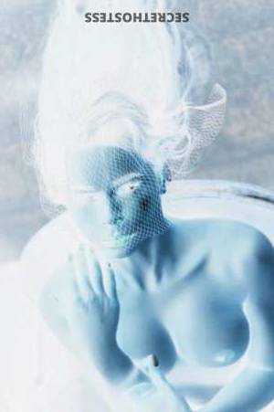 24 year old Escort in Dubai Discover Buffy Sexy and Sociable