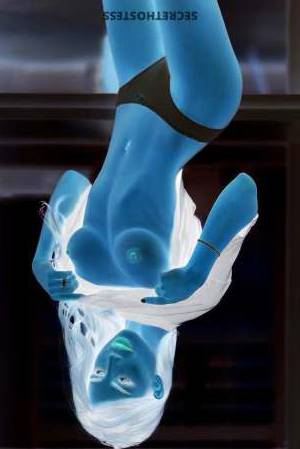 25 year old European Escort in Dubai Unleash the wild passion within with Samba - the Far East-