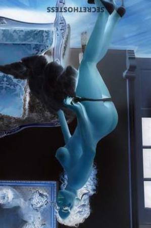 27 year old Escort in Dubai Top Locky The Edgy and Gorgeous Escort for Your Rock and 