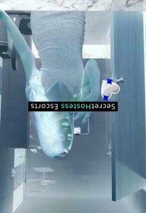 23 year old Chinese Escort in Damansara Pamper Yourself with a Sensual Encounter