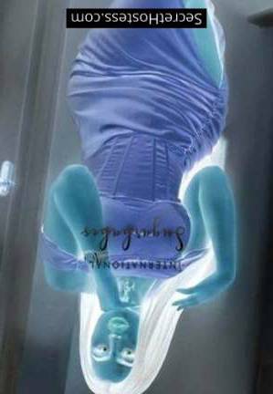 22 year old English Escort in London Lottie, Sugarbabes Agency