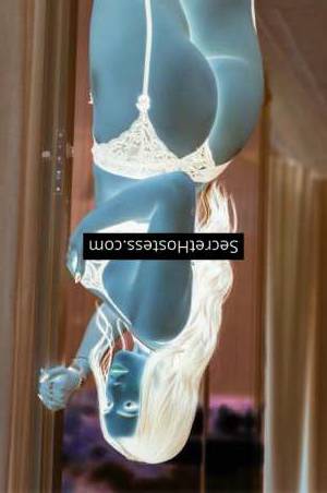 25 year old Latin Escort in Zagreb Experience Pleasure Beyond Boundaries with Sexy Latina Lover