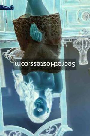 22 year old Ukrainian Escort in Rome Mini, Agency